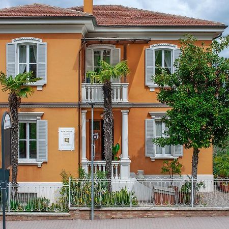 Villa Liberty Urbino Bagian luar foto