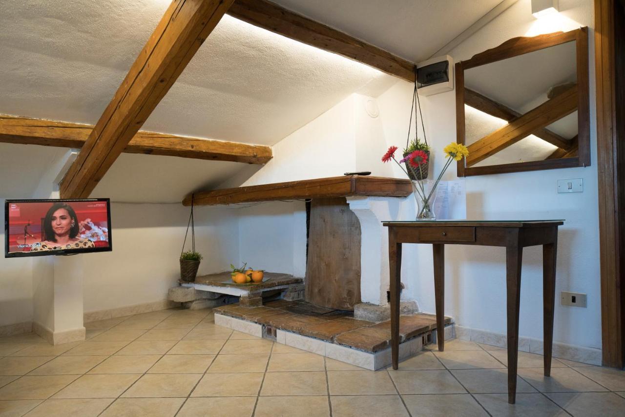 Villa Liberty Urbino Bagian luar foto
